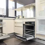 Central Plaza Apartment Br In Lugano Appartement *