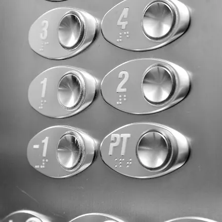 New Plaza 1 * Лугано