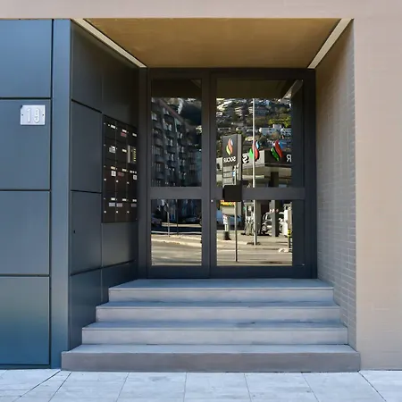 Central Plaza Apartment Br In Lugano Appartement