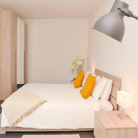 Central Plaza Apartment Br In Lugano Apartmán *