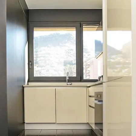 New Plaza 1 Apartment